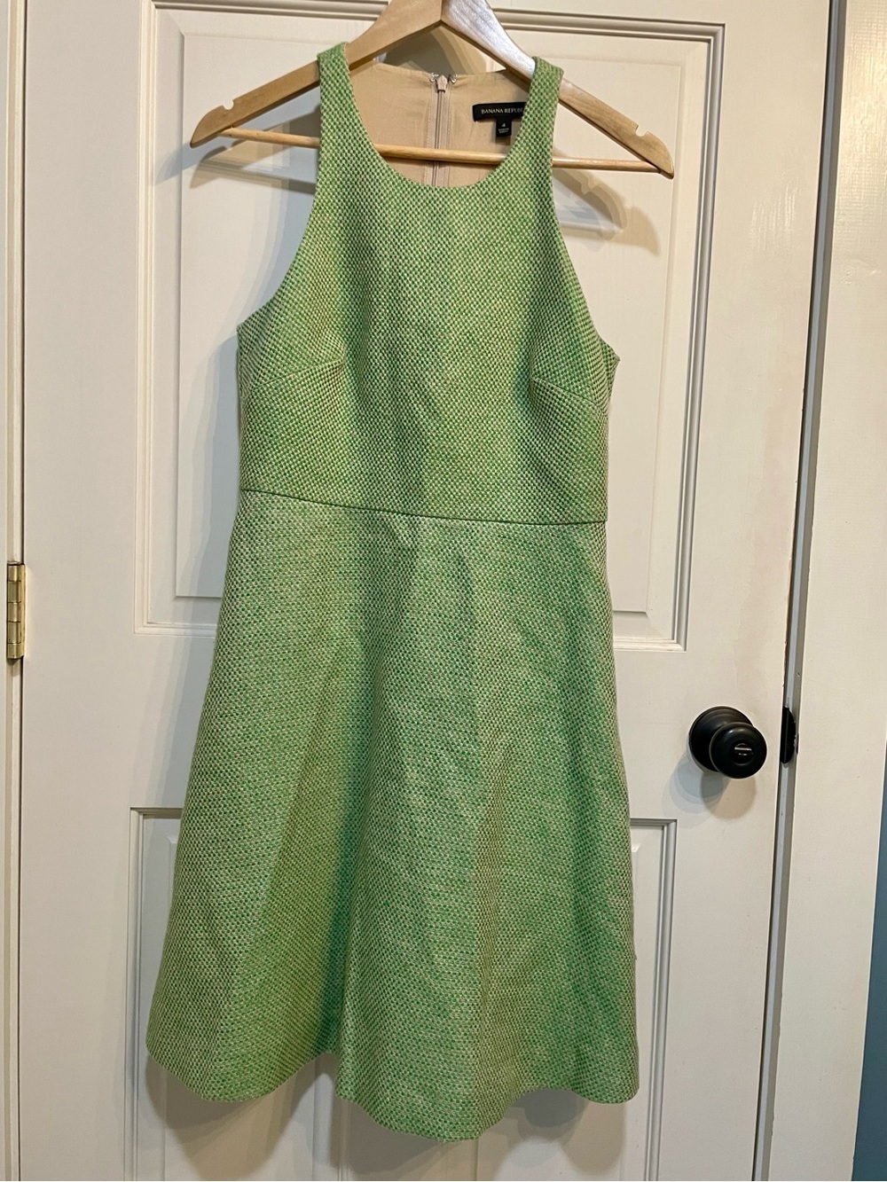 Banana Republic Linen-blend dress size 4